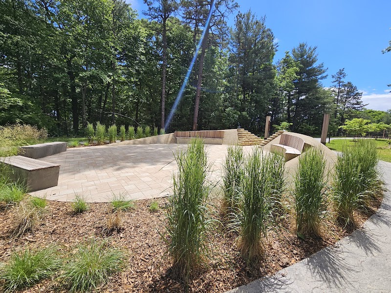 Western Massachusetts Post 9/11 and Service Dog Memorial Park - Chicopee, MA