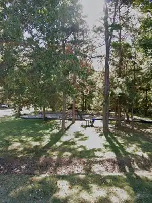 Village Grove Park