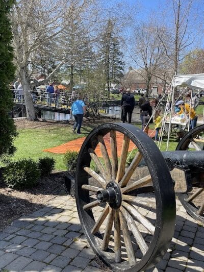 Veterans Memorial Centre Park - Cobleskill, NY