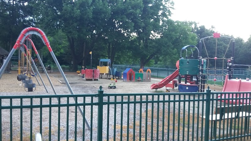 Cherry Lawn Park - Darien, CT