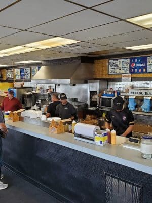 Augie & Ray's Drive In