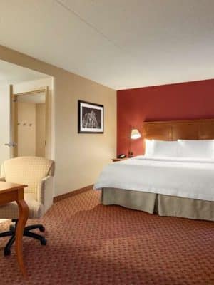 Hampton Inn & Suites Hartford/East Hartford