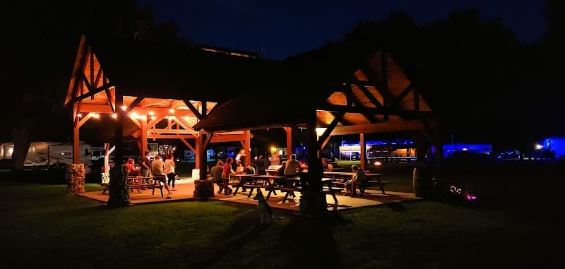 Charlie Brown Campground - Eastford, CT