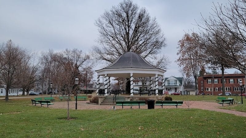 Elmwood Central Park - Elmwood, IL