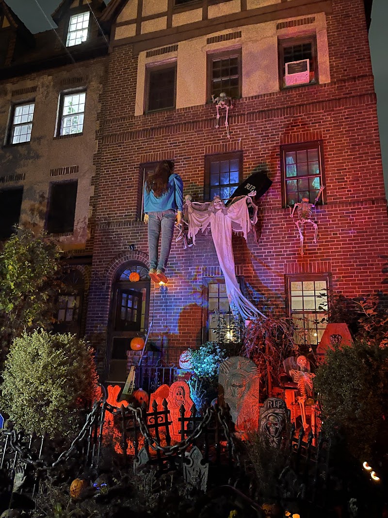 Hawthorne Park Forest Hills - Forest Hills, NY