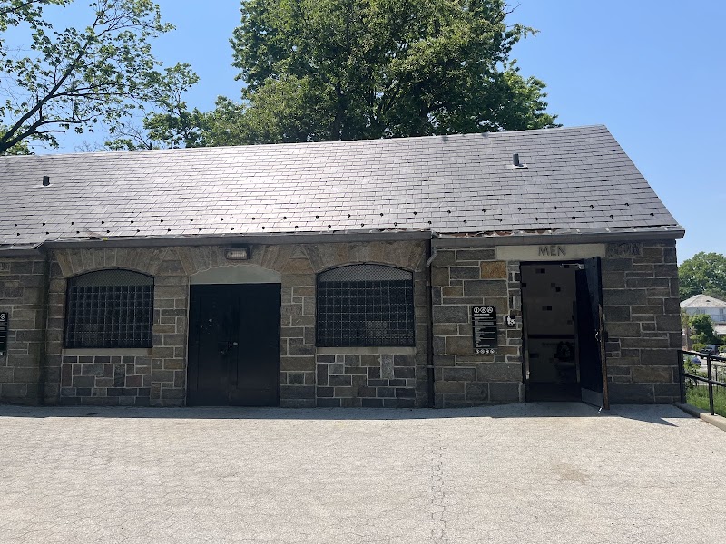 Cunningham Park Picnic Area - Fresh Meadows, NY