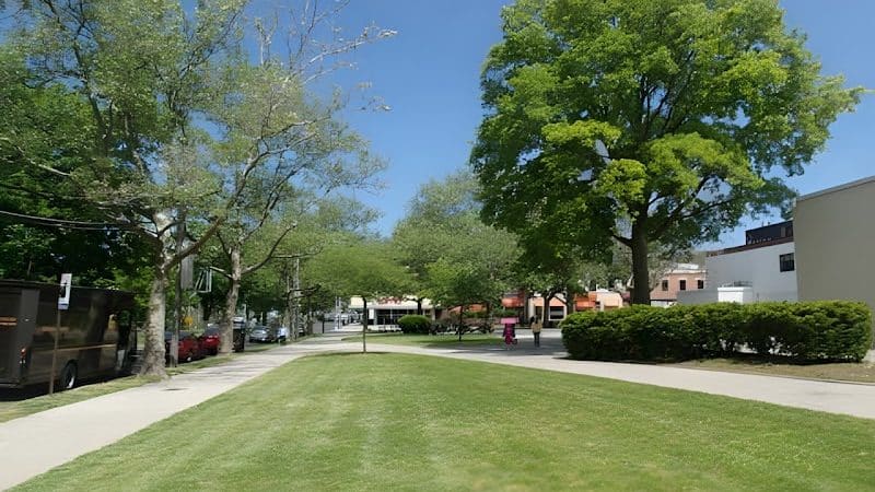 Fresh Meadows Park - Fresh Meadows, NY