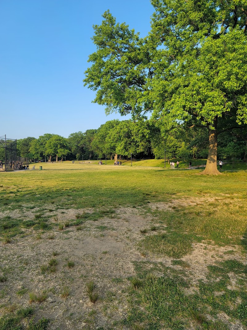 Cunningham Park Dog Run - Fresh Meadows, NY