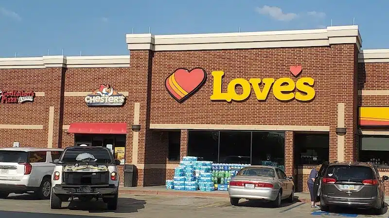 Dog Park at Love’s Travel Stops - Greenup, IL