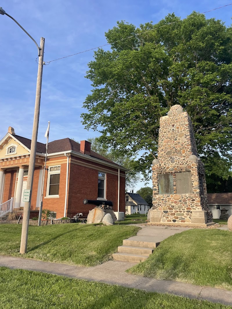 Hampton Heritage Park - Hampton, IL