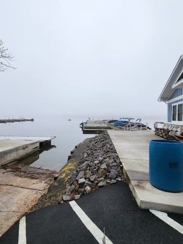 Irondequoit Bay Park West