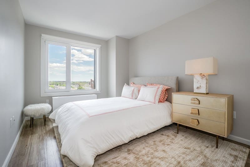 Q-East Apartments - Jamaica, NY