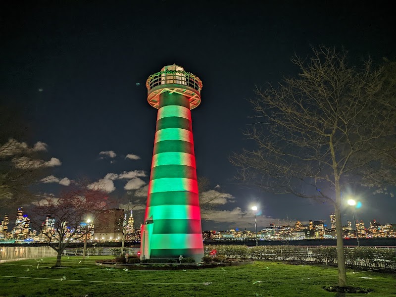 Hudson River Waterfront Walkway - Jersey City, NJ