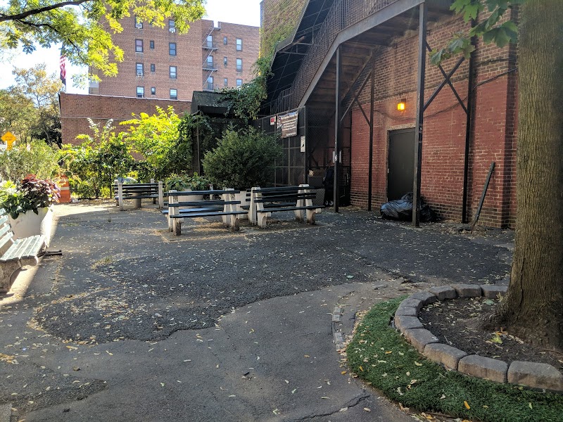 Kew Gardens Cinema Park - Kew Gardens, NY