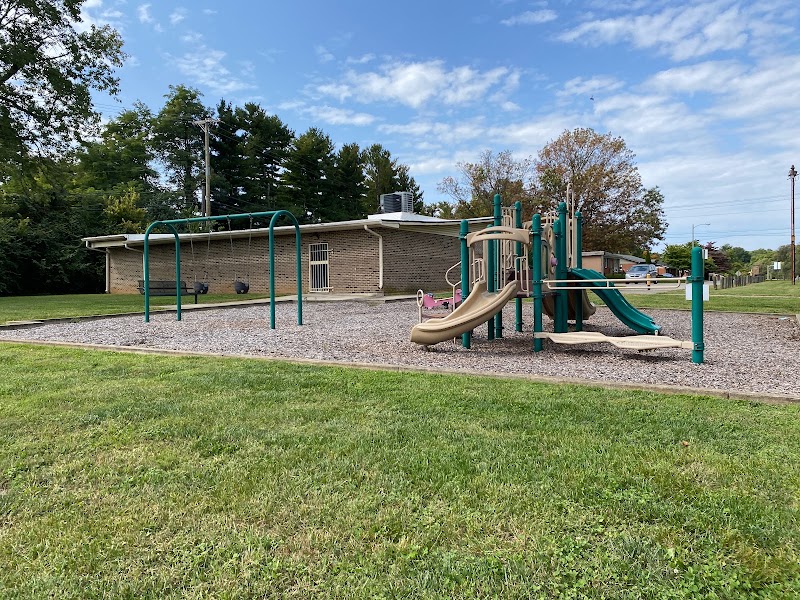 Oakwood Park - Lexington, KY