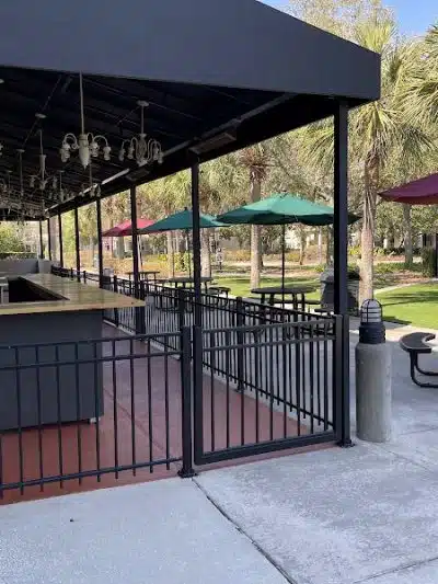 Park Square - Lithia, FL