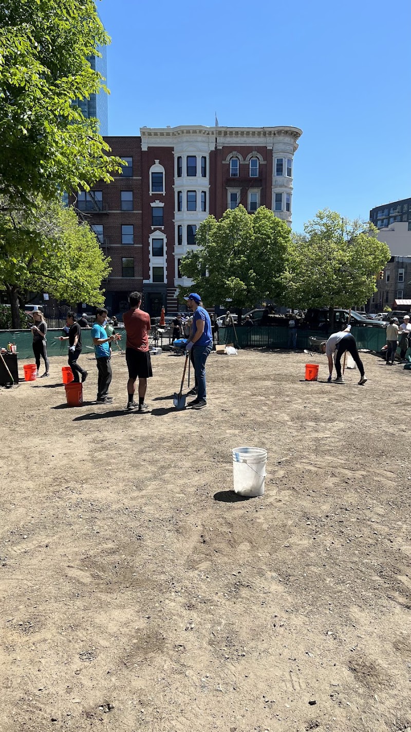 Murray Playground Dog Run - Long Island City, NY