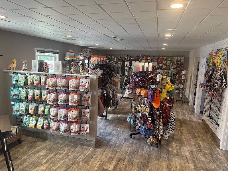 Off Leash Grooming and Retail - Lowell, IN