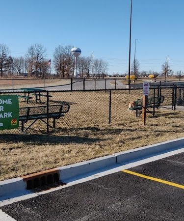 Dog Park at Love's Travel Stops - Marion, IL