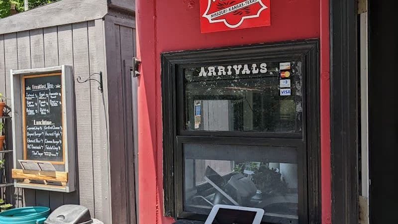 KT Caboose - Marthasville, MO