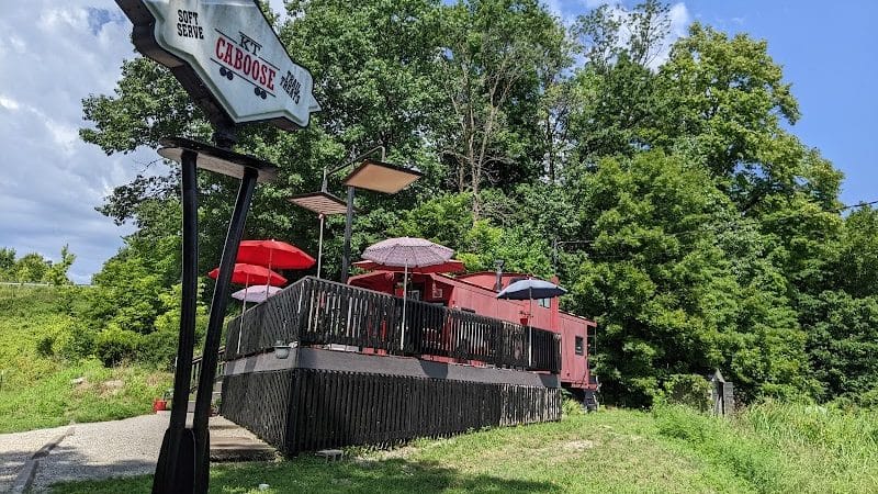 KT Caboose - Marthasville, MO