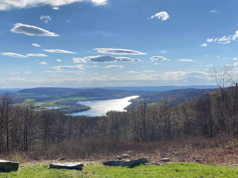 Mount Davis Pennsylvania Highpoint Trailhead - Meyersdale, PA