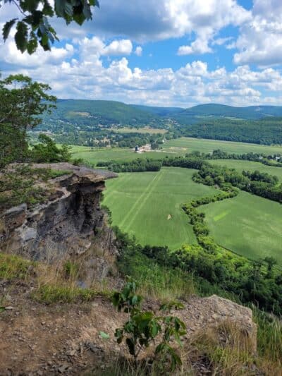 Vroman's Nose Hiking Trail - Middleburgh, NY