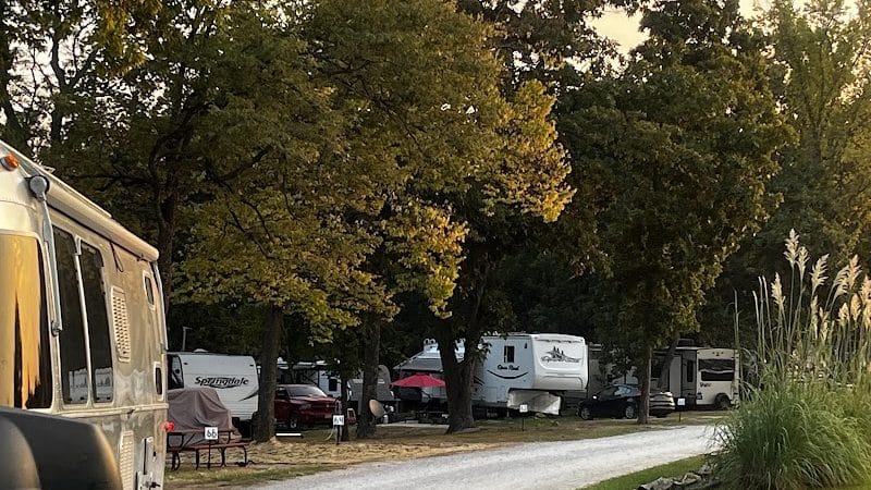 Hickory Ridge Campground LLC - Montgomery City, MO