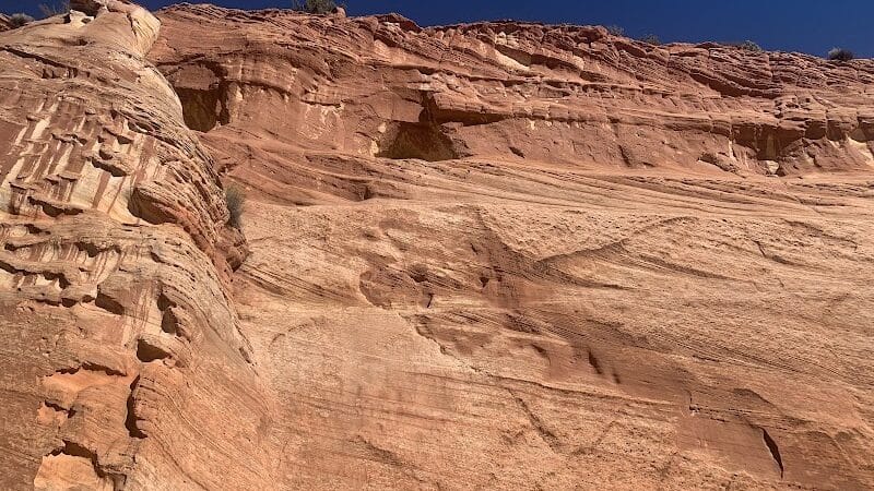 The Belly of the Dragon (Trailhead) - Mt Carmel, UT