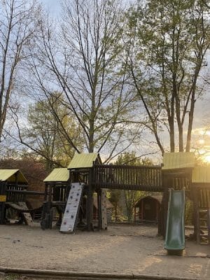 Renfro Valley KOA Holiday - Mt Vernon, KY