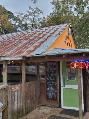 Barking Dawgs Tavern