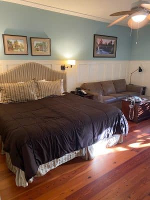 Inlet Sports Lodge