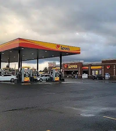 Dog Park at Love’s Travel Stops - Napavine, WA