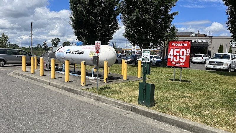 Dog Park at Love’s Travel Stops - Napavine, WA