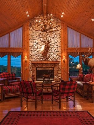 Harpole's Heartland Lodge - Nebo, IL
