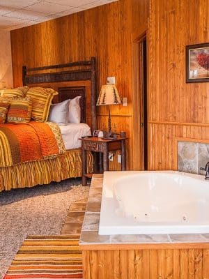 Harpole's Heartland Lodge - Nebo, IL
