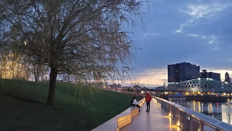 Newark Riverfront Park 727 Raymond Blvd Entrance - Newark, NJ