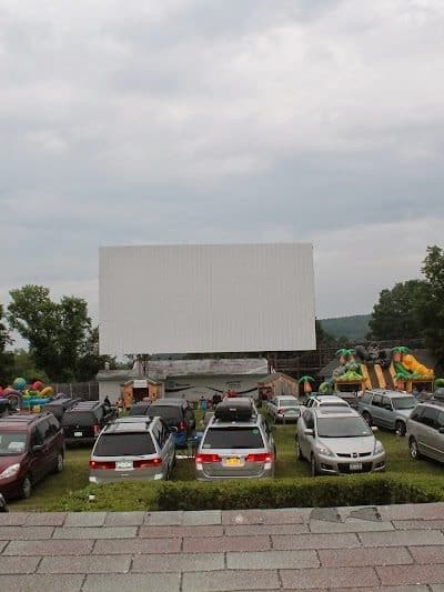 Hathaway's Twin Drive-In-Open Thurs, Fri, Sat & Sun! (This week Open Wed 7/2, Closed Fri 7/4) - North Hoosick, NY