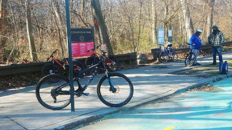 Cunningham Park Mountain Bike Trailhead - Oakland Gardens, NY
