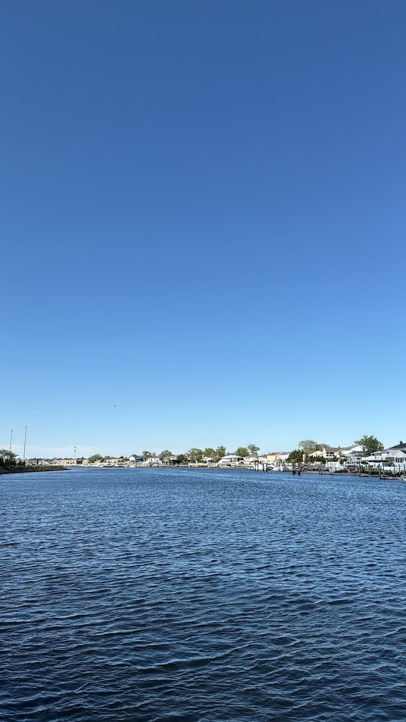 Bay park near the water - Oceanside, NY