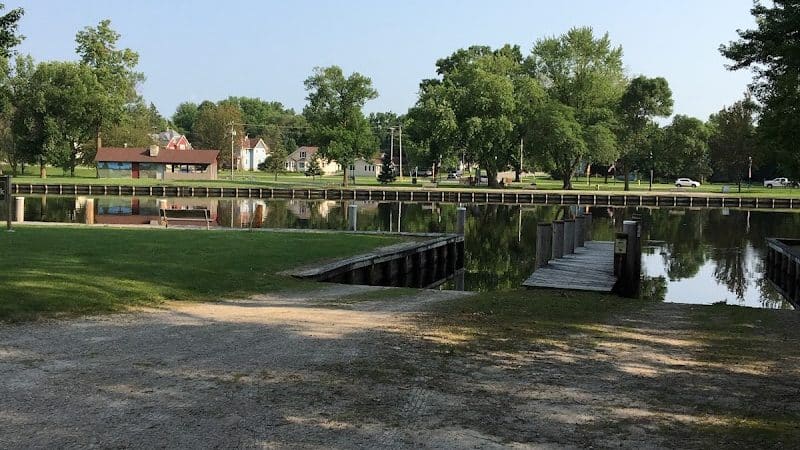 Fox and Hounds Park - Omro, WI