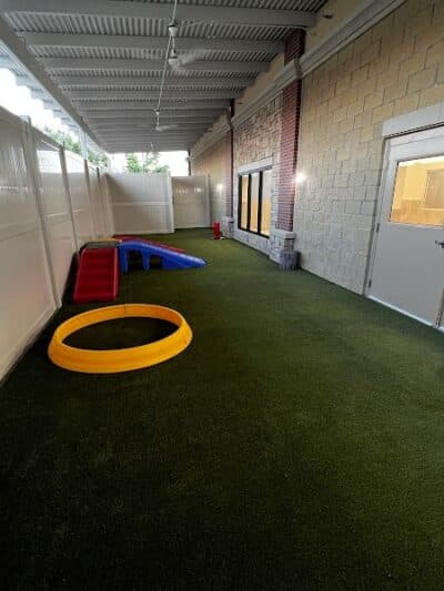 K9 Resorts Luxury Pet Hotel Overland Park - Overland Park, KS