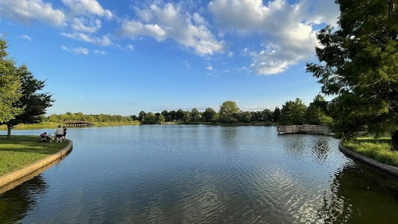Kingston Lake Park - Overland Park, KS