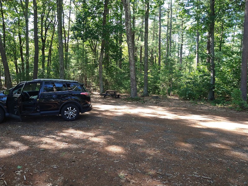 Pepperell Town Forest Rest Area & Trail - Pepperell, MA