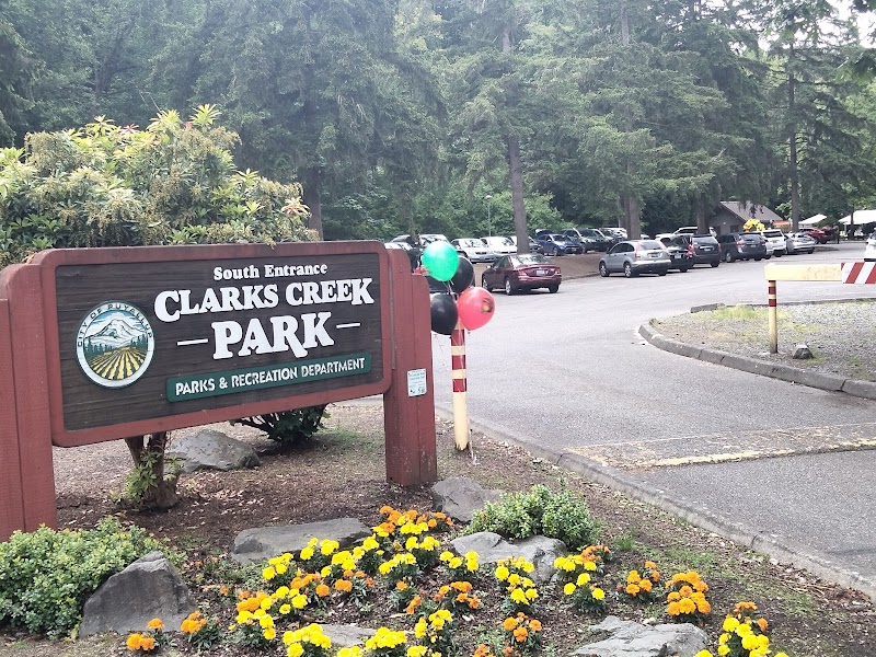 Clarks Creek Off-Leash Dog Park - Puyallup, WA