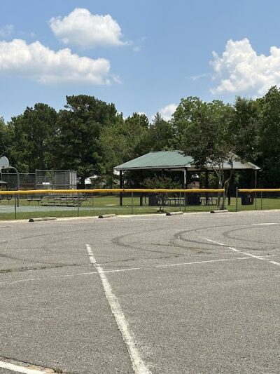 Robbin Heights Park - Raeford, NC