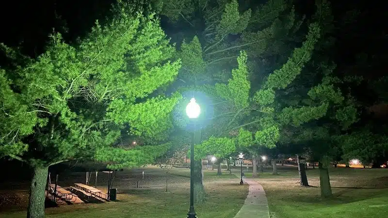 Roanoke Park - Roanoke, IL