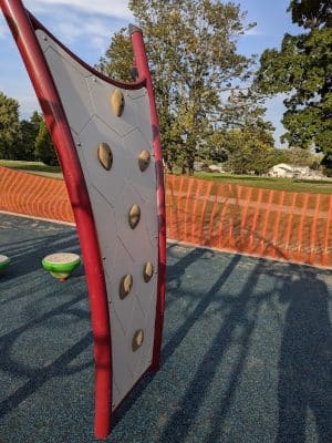 Davis Park (North Entrance)