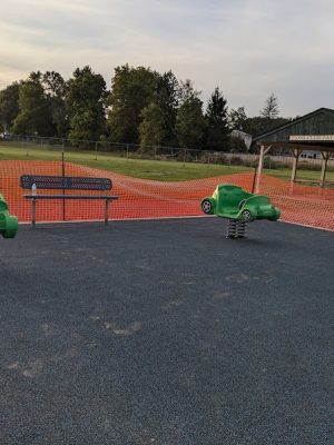 Davis Park (West Entrance)