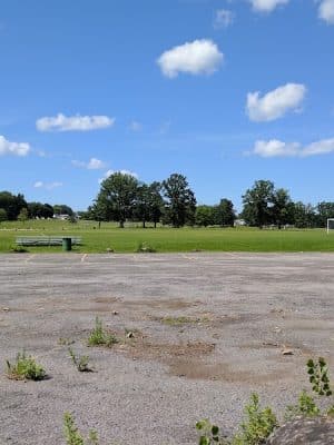 Davis Park (West Entrance)